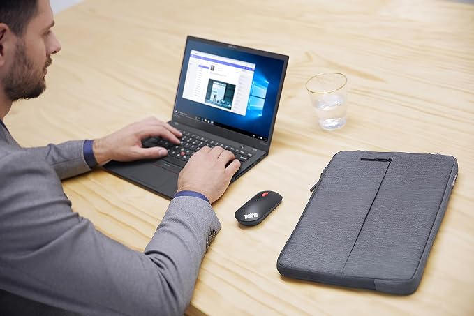 Lenovo Urban Laptop Sleeve 14 Inch - Image 12
