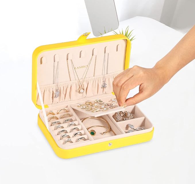 LANDICI Small Jewelry Box for Women Girls, PU Leather Travel Jewelry Organizer - Image 5
