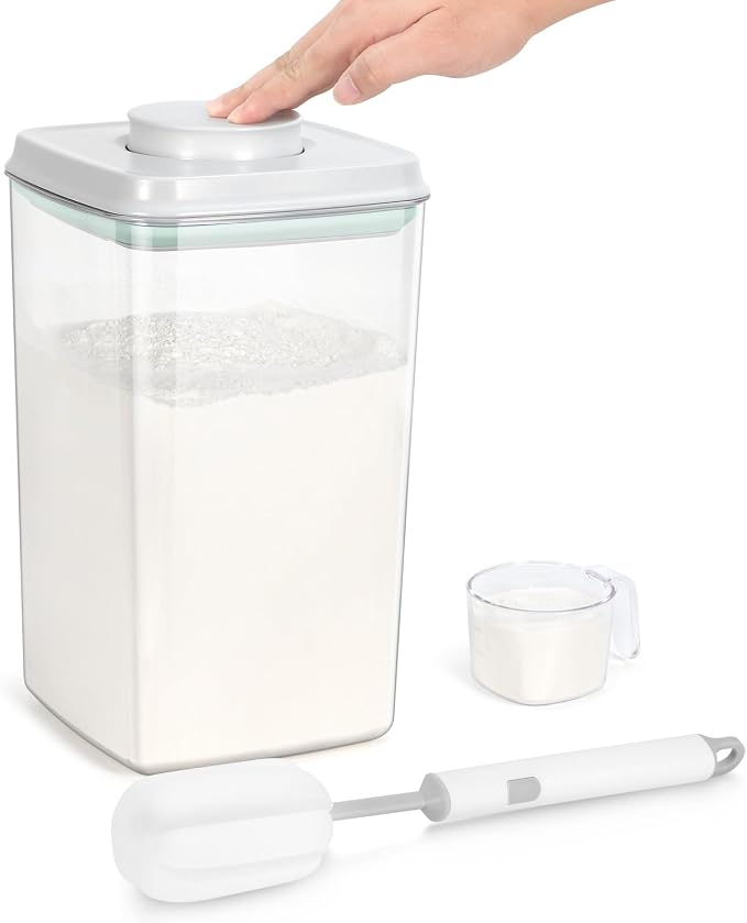 TBMax Flour Container 4.2 Qt Spaghetti Container by TBMax