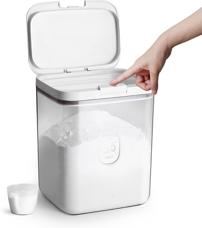 Flour Container by LivLab