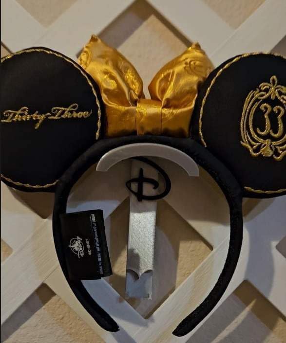 4-Pack Wall Holder for Disney Mouse Ears - Image 2