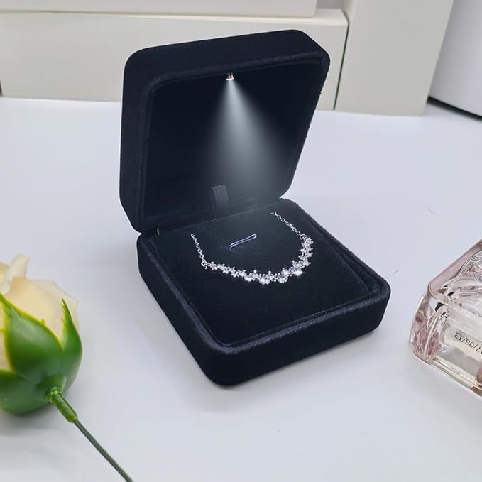 GBYAN Pendant Necklace Box - Image 3