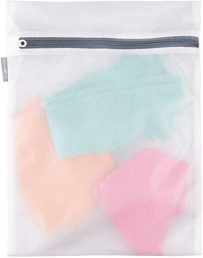 iDesign Medium Mesh Laundry Bag - Image 7