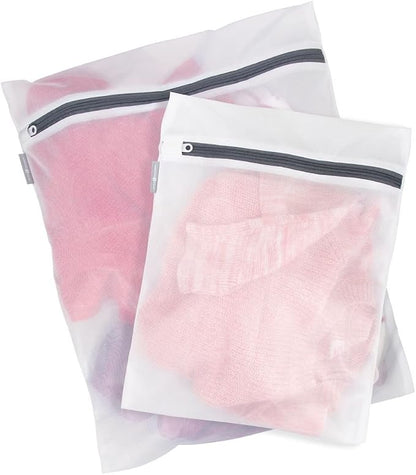 iDesign Mesh Laundry Bags with Built in Zipper - Image 4