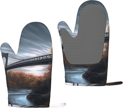 Scenery Bridge Print Oven Mitts Set of 2, Heat Resistant Silicone Oven Mittens by Unknown