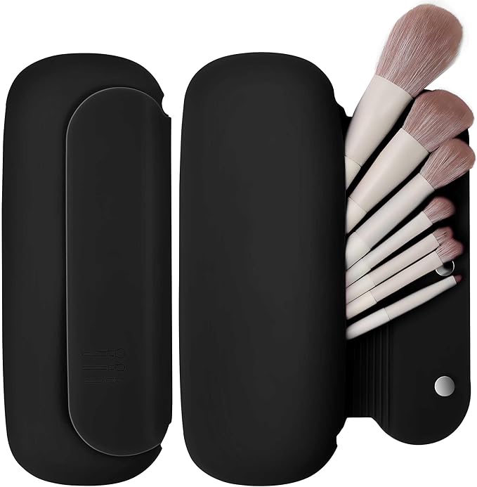 Silicone Travel Makeup Brush Holder by BAGCRAZY