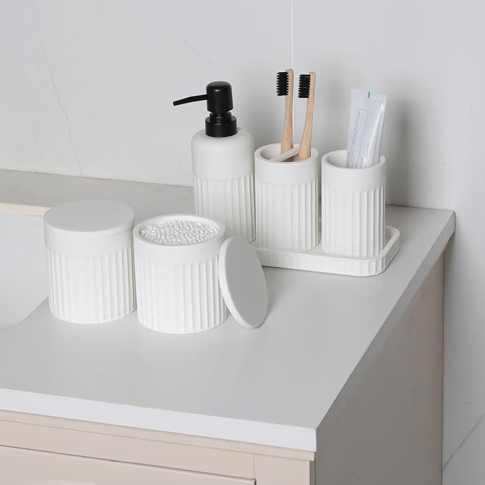 Bathroom Accessory Set - Image 4