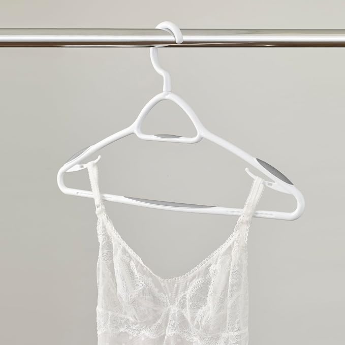 Neatfreak Set of 12 Deluxe Non Slip Clothes Hangers - Image 7