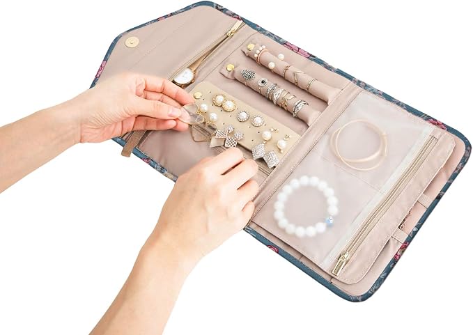 BAGSMART Travel Jewellery Organiser Roll Foldable Jewelry Case - Image 9
