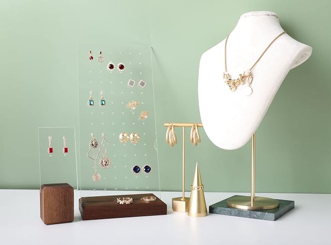 GemeShou walnut earring display - Image 7