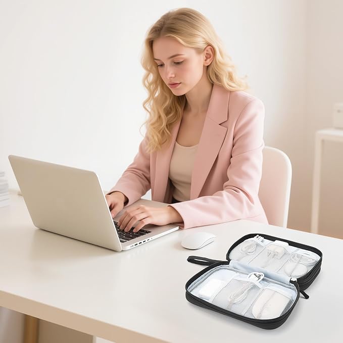 Skycase Tech Pouch - Image 7