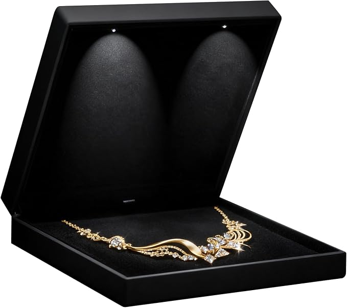 Allure - Large Necklace Box by ALLURE