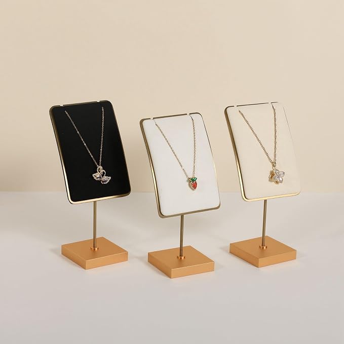 GemeShou White jewelry necklace display - Image 2