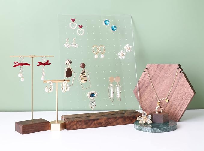 GemeShou walnut earring display - Image 3