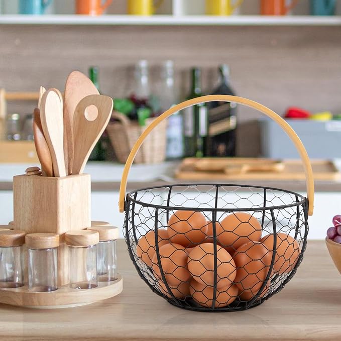 Farmhouse Wire Egg Basket for Gathering Fresh Eggs - Image 4