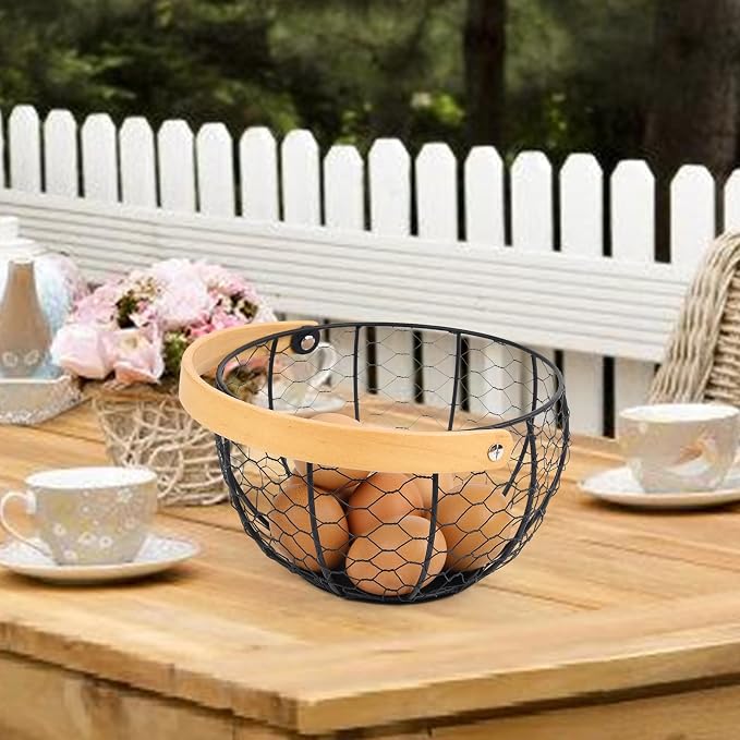Farmhouse Wire Egg Basket for Gathering Fresh Eggs - Image 7