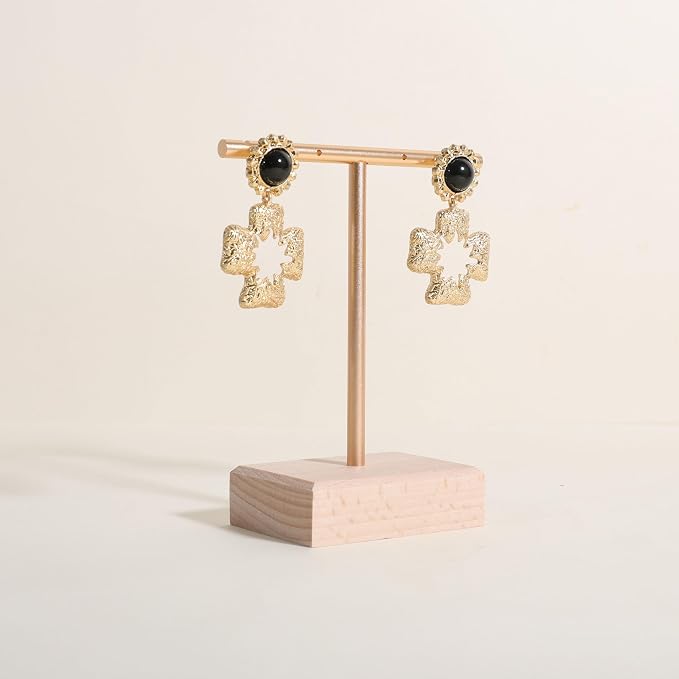 GemeShou earrings T display stands by GemeShou