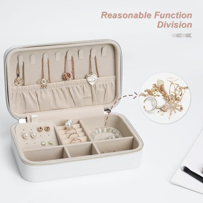 Elegant Travel Jewelry Case for Women - Image 3
