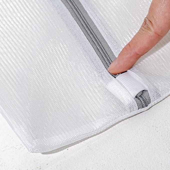 Non-Fluorescent Mesh Laundry Bags 20 x 23.5 in, Durable Mesh Bags - Image 4