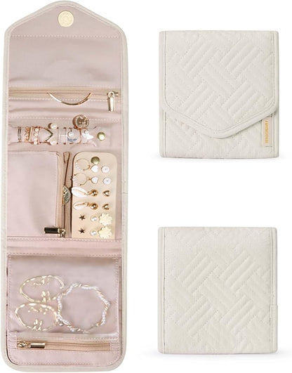 BAGSMART Travel Jewelry Organizer Case Foldable Jewelry Roll by BAGSMART