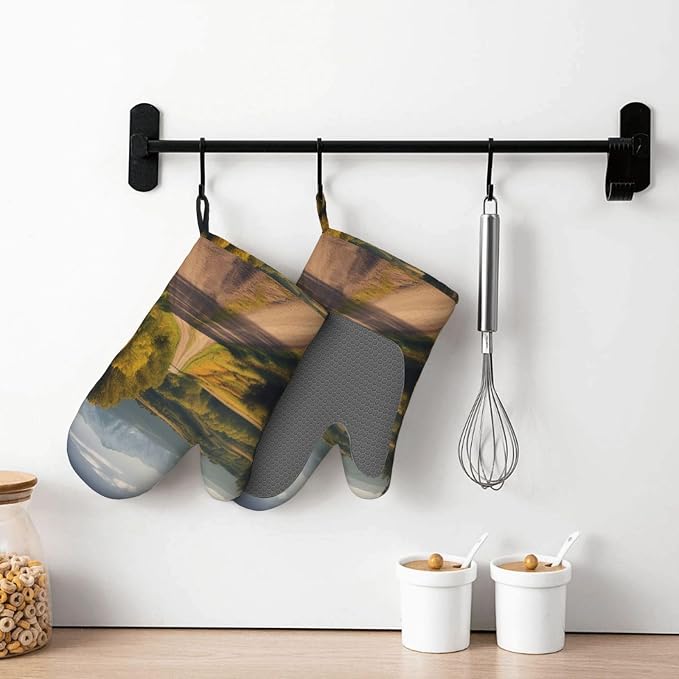 Countryside Road Print Oven Mitts Set of 2, Heat Resistant Silicone Oven - Image 7