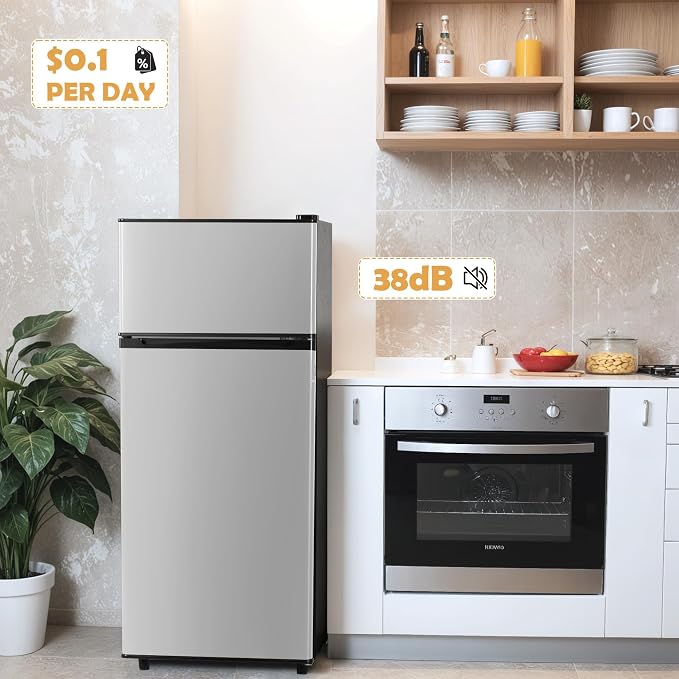 Manastin 4.5 Cu.Ft Mini Fridge - Image 2