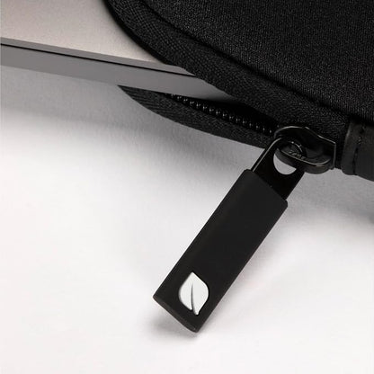 Incase Classic Universal Sleeve - Image 7