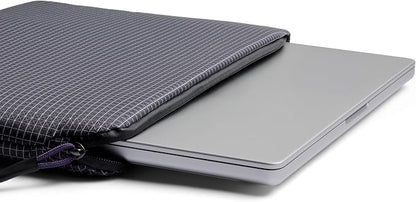 Bellroy Lite Laptop Sleeve - Image 2