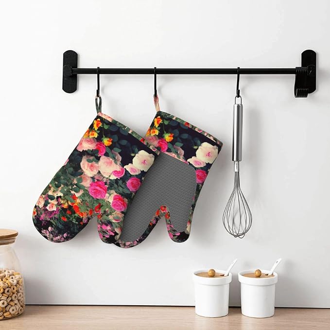 Roses Garden Print Oven Mitts Set of 2, Heat Resistant Silicone Oven Mittens - Image 7