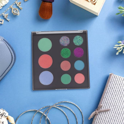 Magnetic Makeup Palette with Frosted Clear Top - Image 5