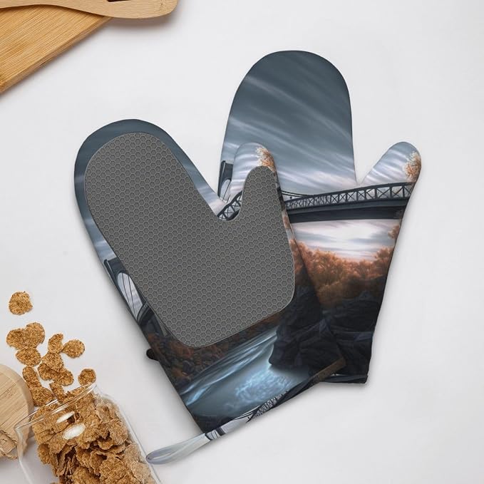 Scenery Bridge Print Oven Mitts Set of 2, Heat Resistant Silicone Oven Mittens - Image 9