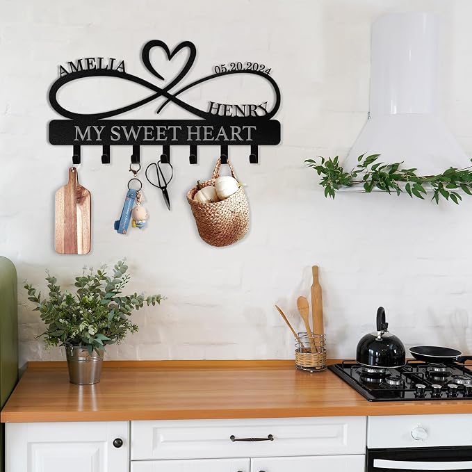 Personalized Key Holder Wall Mount, Custom Couple's Name Key Holder - Image 3