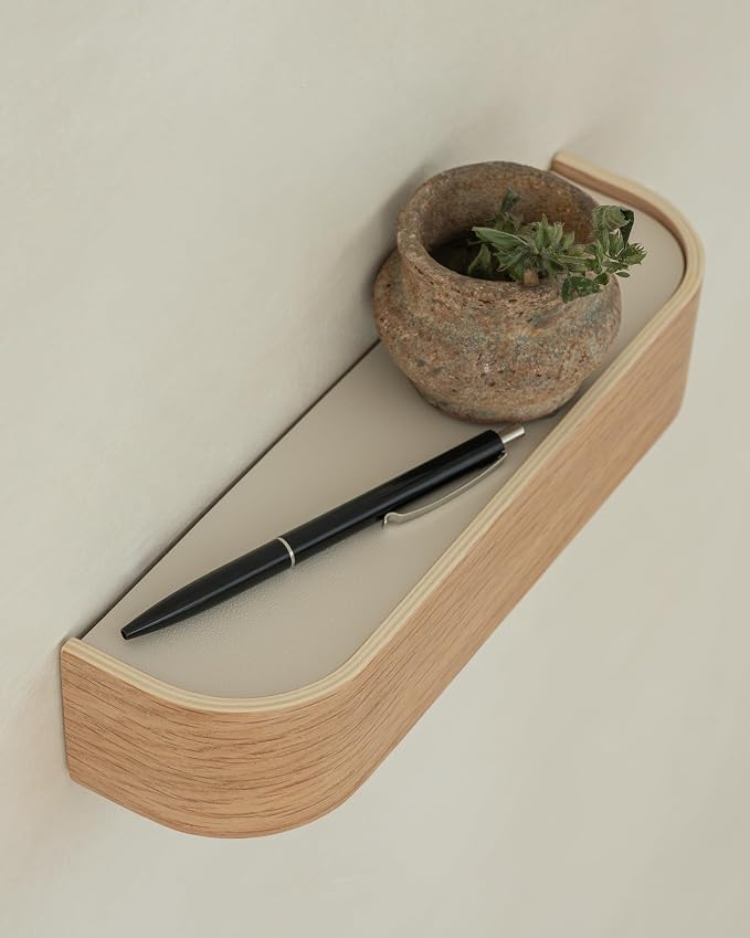Kazai. Key Holder 'Toke' | Minimalist Key Hook Design from Berlin | Modern Key - Image 3