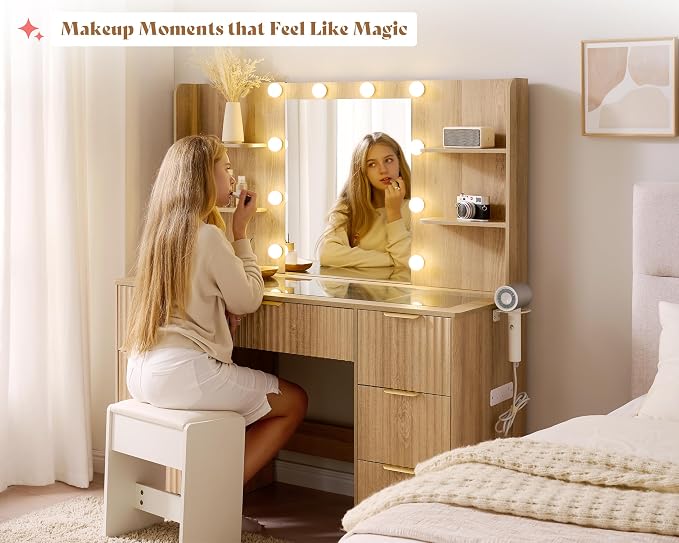 AMERLIFE 47.2" Fluted Vanity Desk - Image 7