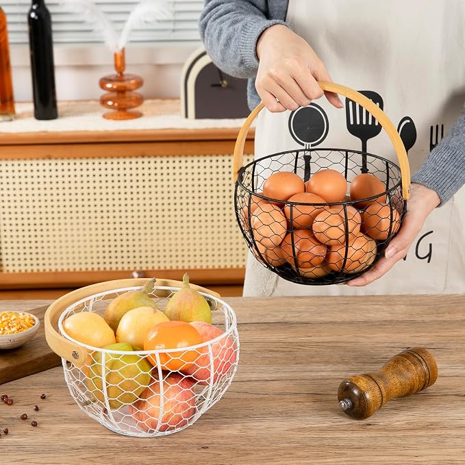 Farmhouse Wire Egg Basket for Gathering Fresh Eggs - Image 3