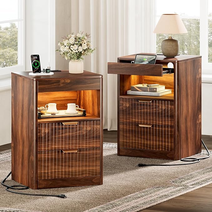 REAHOME Fluted Nightstand Set of 2 by REAHOME