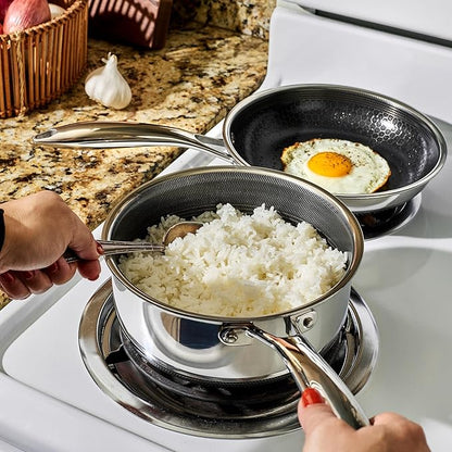 HexClad Hybrid Nonstick 2-Quart Saucepan - Image 2
