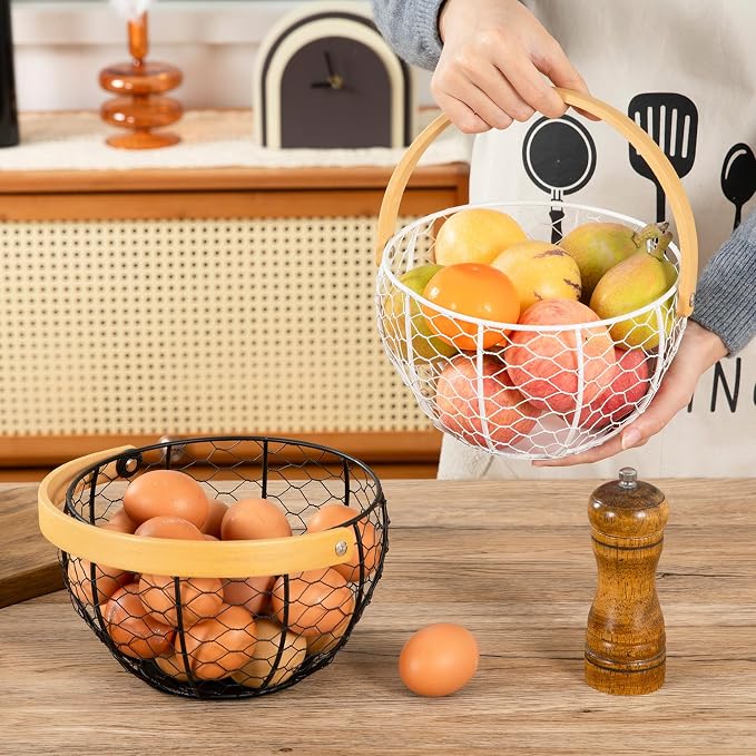 Farmhouse Wire Egg Basket for Gathering Fresh Eggs - Image 3