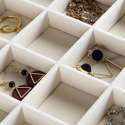 Frebeauty Velvet Jewelry Tray, 12 Grid Jewelry Organizer - Image 6