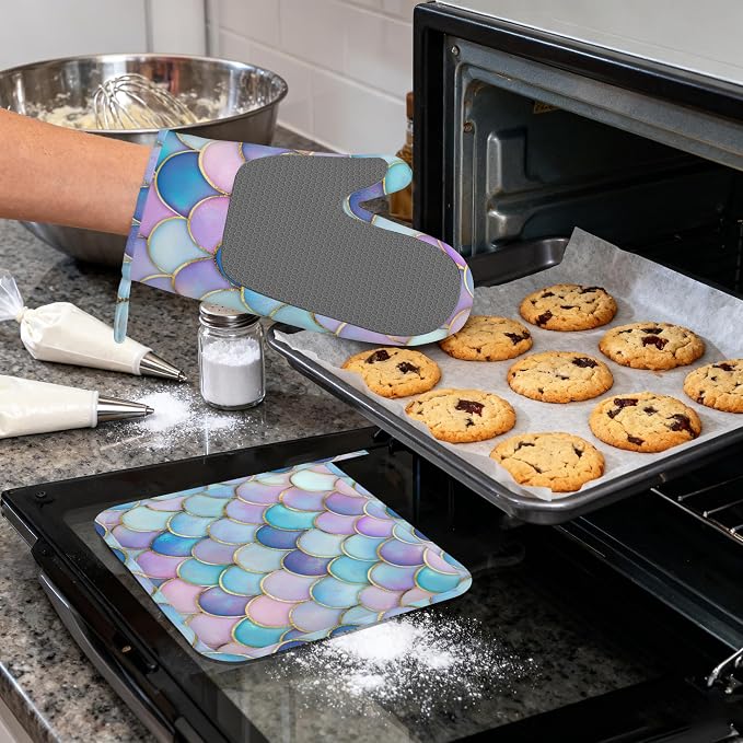 Pink Mermaid Scales Heat-Resistant Silicone Oven Mitts and Pot Holders - Image 4