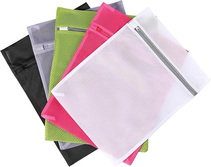 4 pack Mesh Laundry Bags, Mesh Wash Bags, Lingerie Bags - Image 9