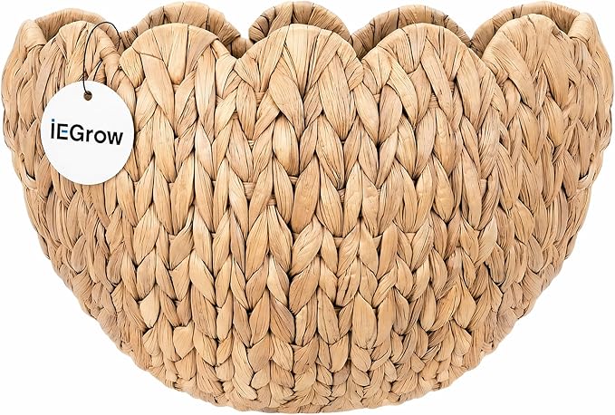 iEGrow Wicker Wall Basket, Scalloped Wall Basket Natural Water Hyacinth by iEGrow