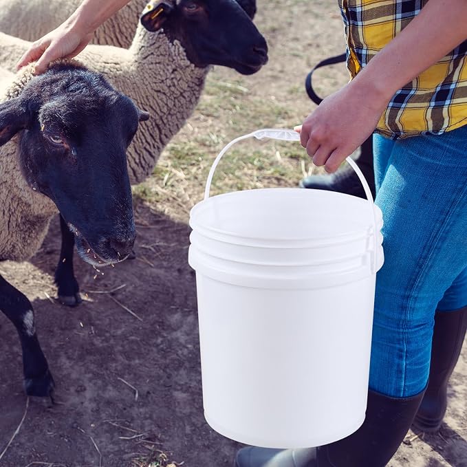 7 Gallon White Plastic Food Storage Bucket - Image 6