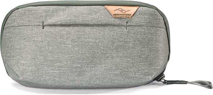 Peak Design Small Wash Pouch, Weatherproof Travel Toiletry Bag, Upright or by PeakDesign