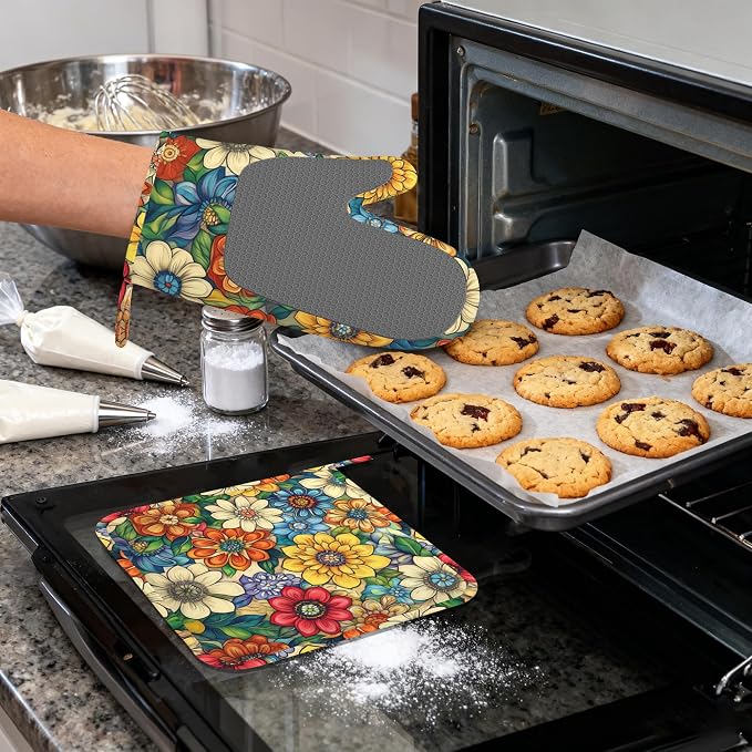 Flower Heat-Resistant Silicone Oven Mitts and Pot Holders, Cute Mandala Floral - Image 4