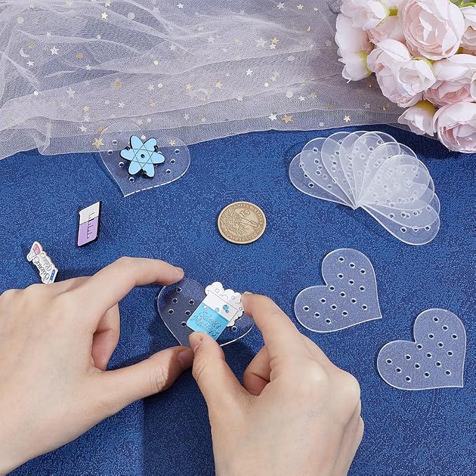 GOMAKERER 30 Pcs Clear Acrylic Earring Display Cards, 16 Holes Heart Shape - Image 3