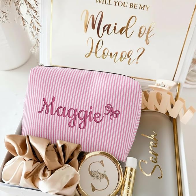 Personalized Seersucker Makeup Bag - Image 5