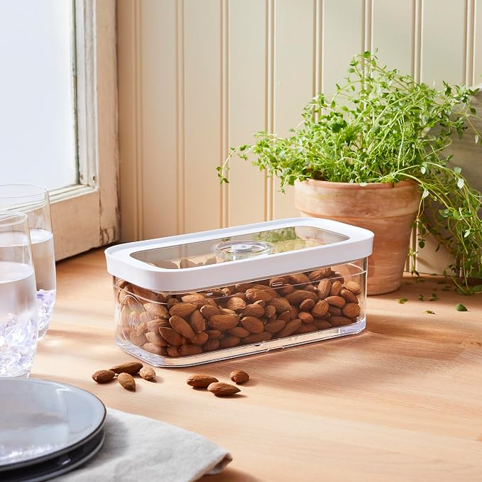 ZWILLING Fresh & Save Cube Box, Airtight Dry Food Storage Container, Medium Cube - Image 4