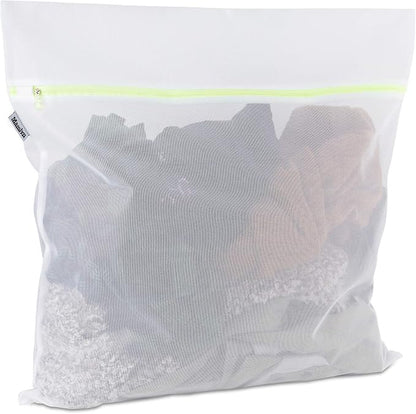 Mamlyn Mesh Laundry Bag for Delicates, Wash Bag for Underwear and Lingerie by Mamlyn